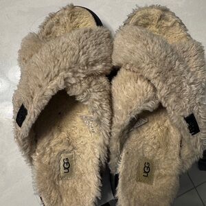 UGG Fluffy Beige Slippers